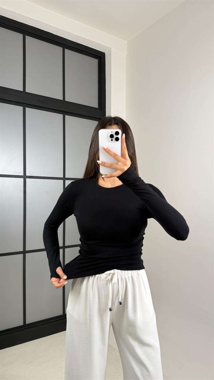 Siyah OYS Muadil Parmak Geçirmeli Basic Bluz GAUS-00506