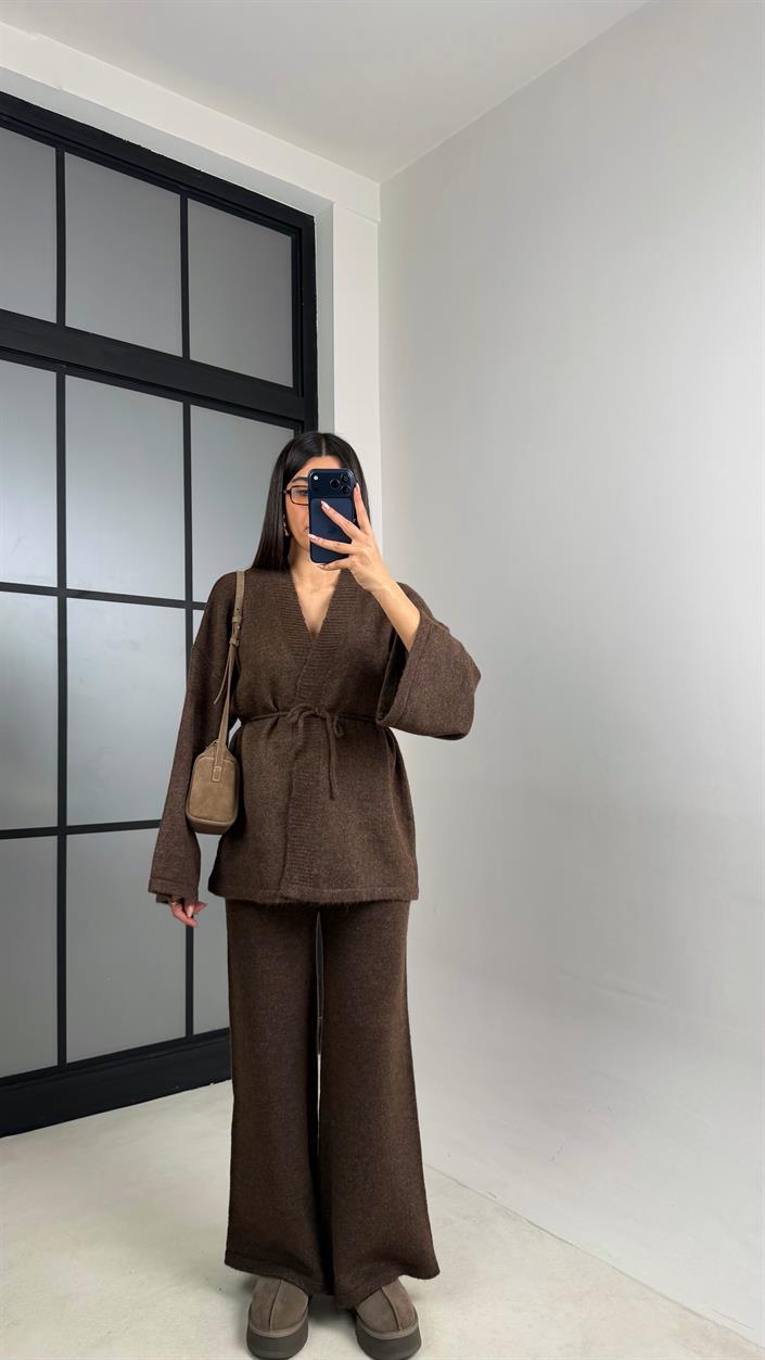 Acı Kahve Kuşaklı Hırka Beli Lastikli Pantolon Triko Takım GAUS-00848