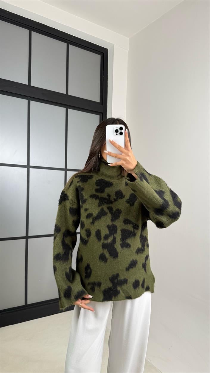 Yeşil Balıkçı Yaka Leopar Desenli Kazak GAUS-00532