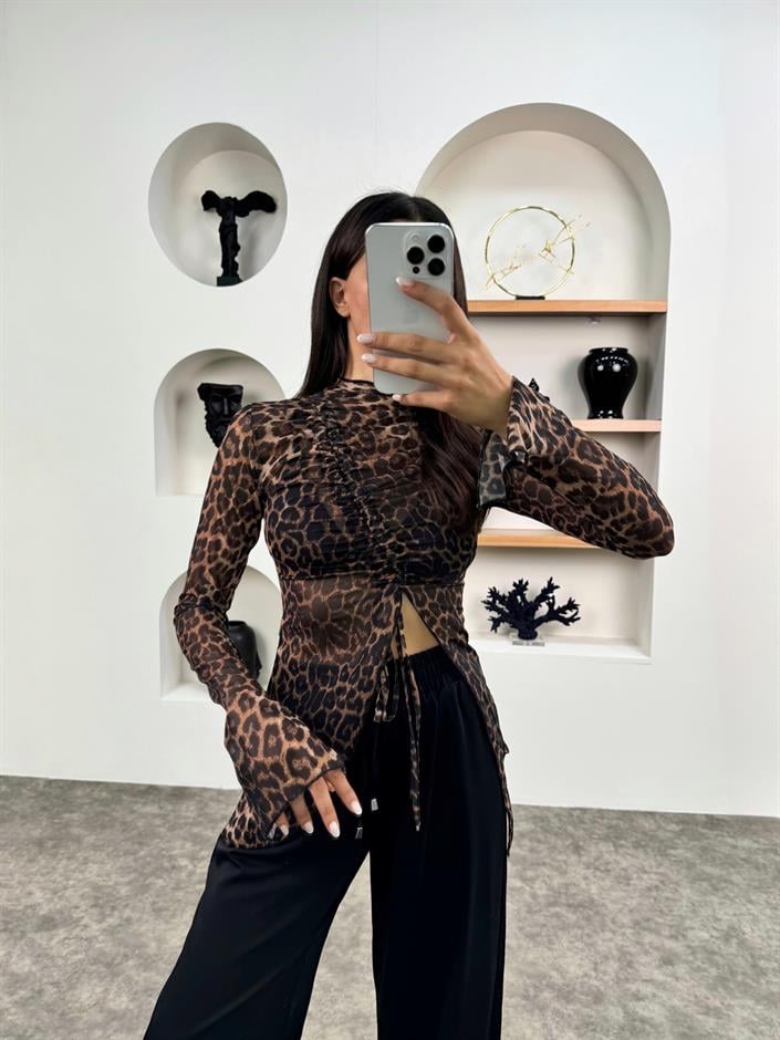 VL Leopar Desenli Ön Büzgülü Transparan Bluz