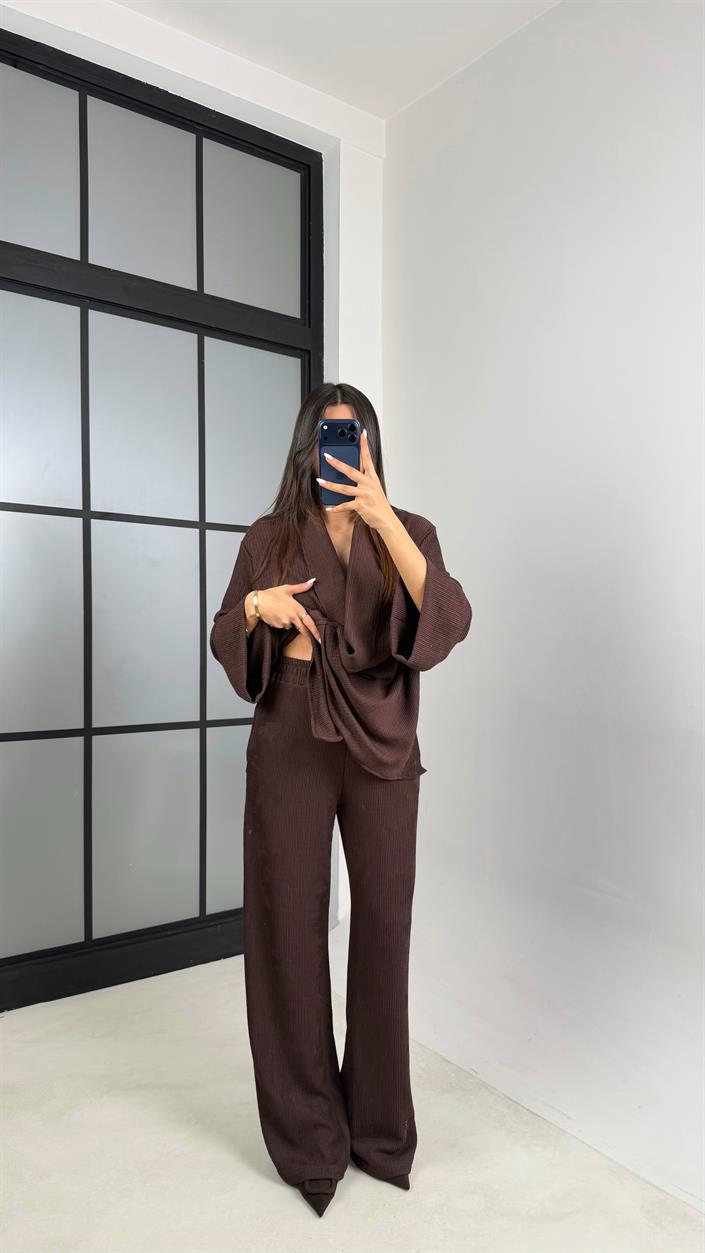 Kahve Yan Düğme Detaylı Kimono Beli Lastikli Pantolon Fitilli Kumaş Takım GAUS-00624