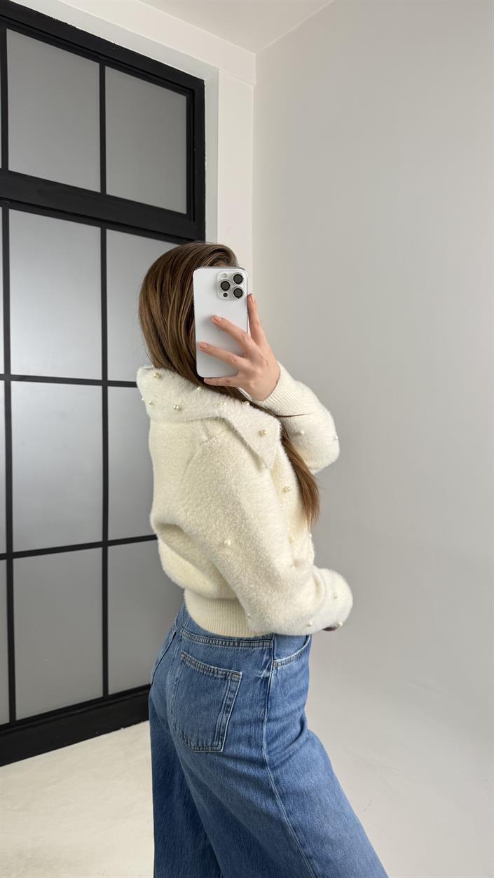 Ekru Boncuk İşlemeli Yakalı Hırka GAUS-00765