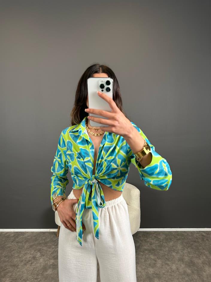 Yeşil İthal Yumuşak Saten Bağlamalı Bluz 