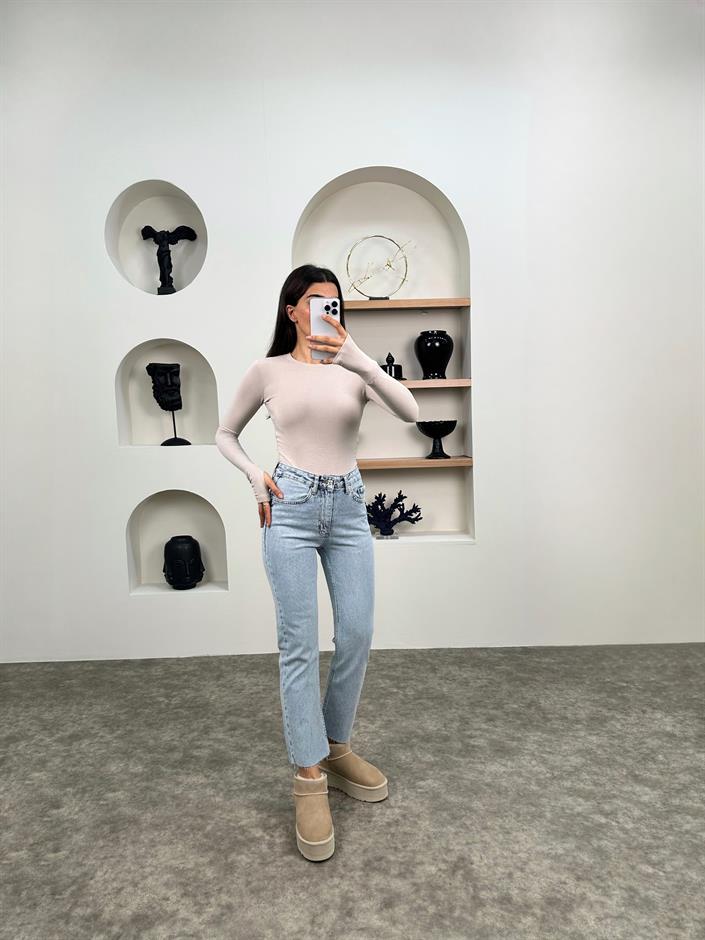 Boon ZR Model Buz Mavisi Kesik Paça Jean