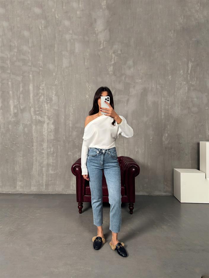 Benet Açık Mavi ZR Kesik Paça Likralı Mom Jean