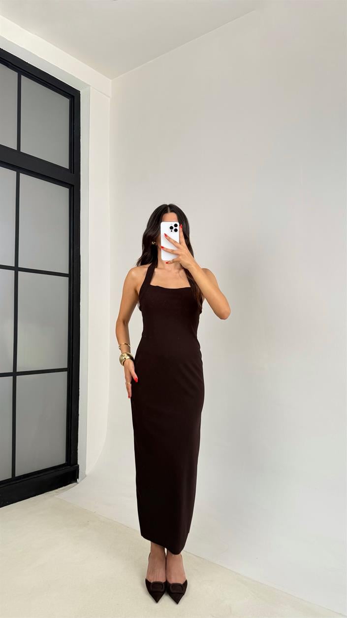 Acı Kahve Boyundan Bağlamalı Yırtmaç Detaylı Likralı Elbise GAUS-0054