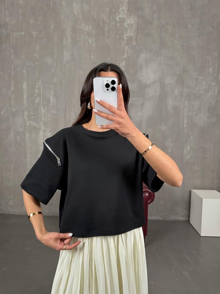 Ace Siyah MD Muadil Kol Fermuar Detaylı Tshirt