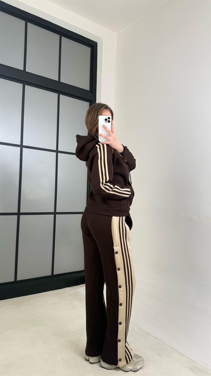 Acı Kahve Şerit Detaylı Sweatshirt Beli Lastikli Eşofman Şardonlu Takım GAUS-01073