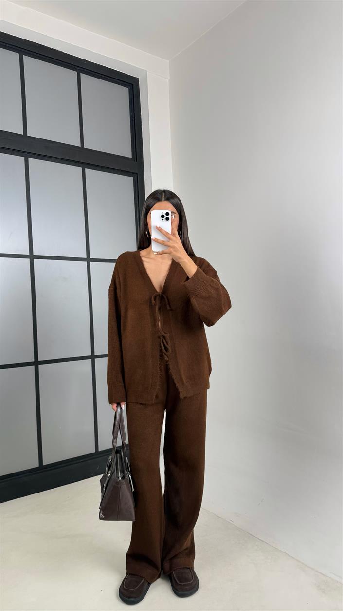 Kahve Önü Bağlamalı Hırka Beli Lastikli Pantolon Yumuşak Triko Takım GAUS-00203