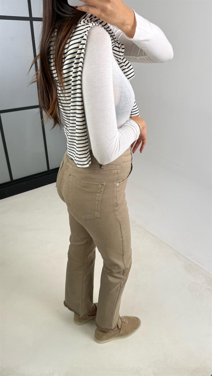 Vizon Püskül Detaylı Kesik Paça Flare Jean GAUS-00479