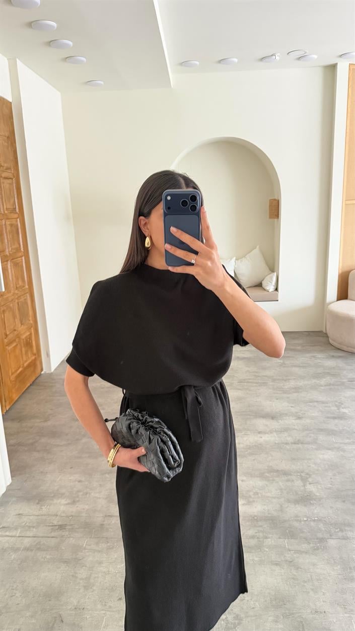 Siyah Kuşaklı Triko Midi Elbise GAUS-01169