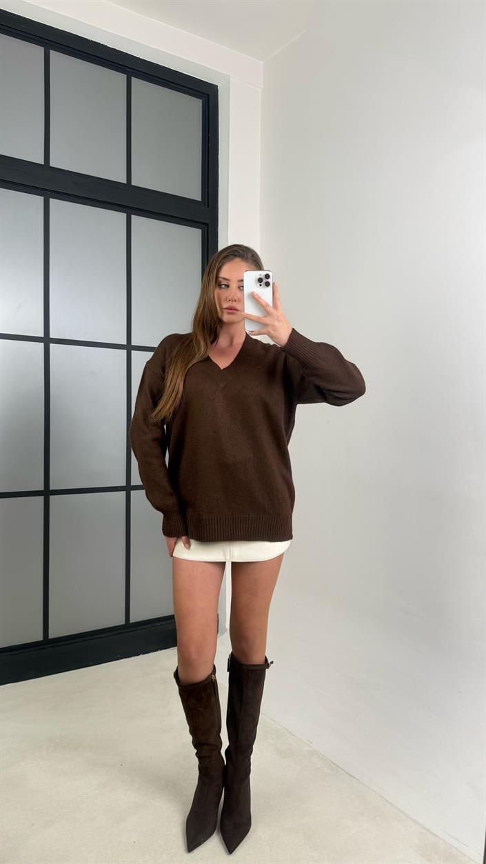 Acı Kahve V Yaka Triko Kazak GAUS-00196