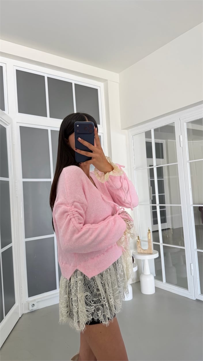 Pembe Dantel Detaylı Triko Hırka GAUS-01944