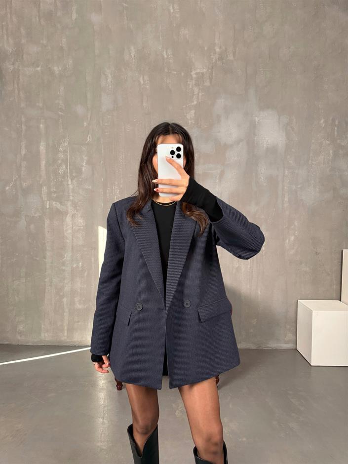 Linda Lacivert Çizgili Astarlı Blazer Ceket