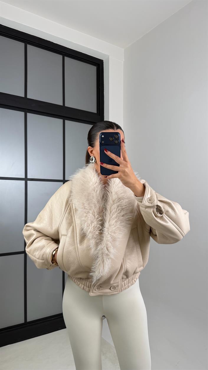 Bej Yaka Kürk Detaylı Astarlı Bomber Deri Ceket GAUS-00666