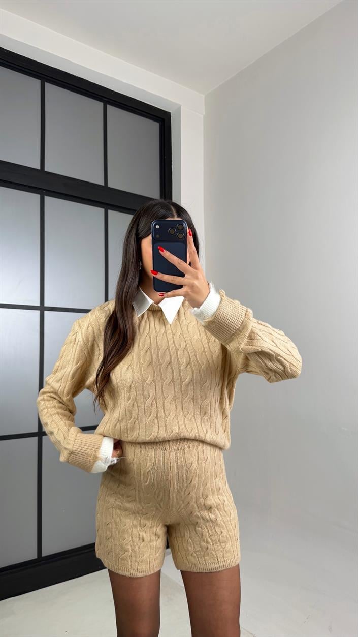 Bej Gömlek Detaylı Kazak Şort Saç Örgülü Takım GAUS-01046