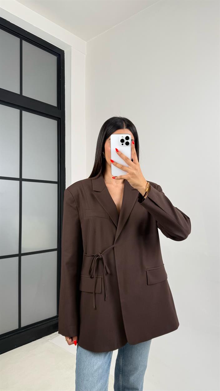 Kahve Astarlı Vatkalı Önden Bağlama Detaylı  Blazer Ceket GAUS-0068