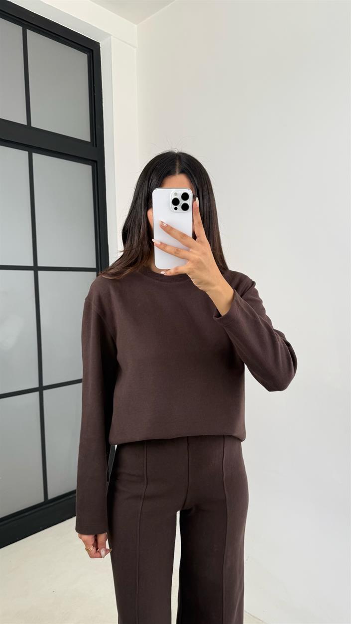 Acı Kahve Bisiklet Yaka Üst Beli Lastikli Pantolon Basic Yumuşak Triko Takım GAUS-00109