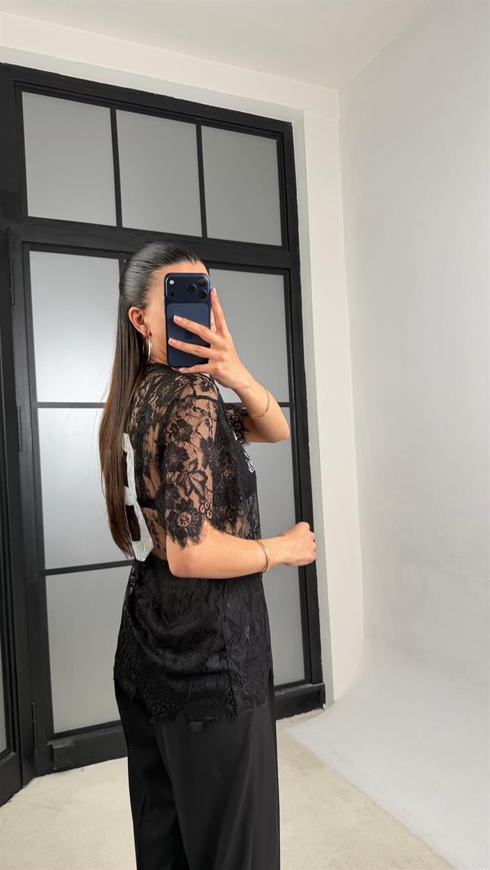 Siyah Muadil Yazılı Dantelli Tshirt GAUS-01492