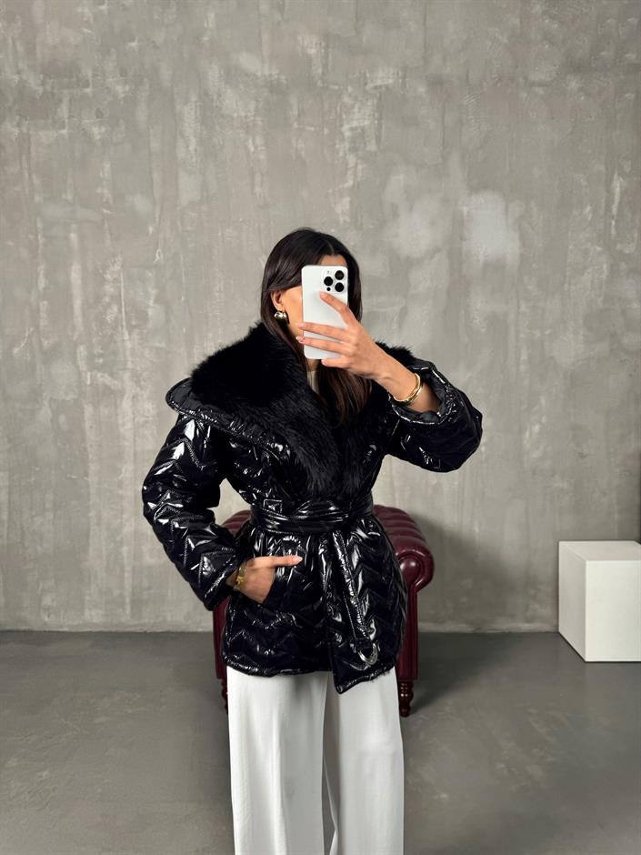 Vanesa Siyah Parlak Kuşaklı Mont