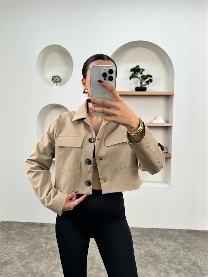 Late Taş ZR Model Muadil Astarlı Düğmeli Crop Ceket