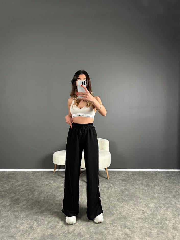 Siyah Şeritli Çıtçıt Düğmeli Eşofman Altı 