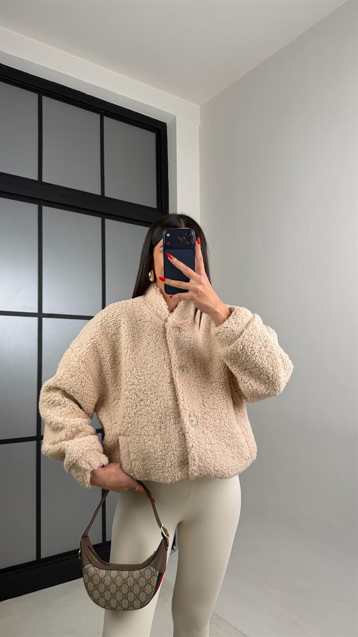 Bej Astarlı Düğmeli Peluş Ceket GAUS-01009