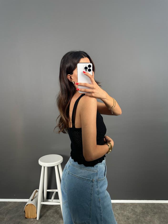 ZR Model Siyah Askılı Triko Örme Crop