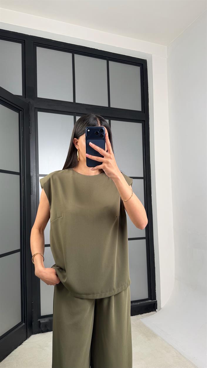 Yeşil Vatkalı Bluz Beli Lastikli Pantolon Krep Kumaş Takım GAUS-01485