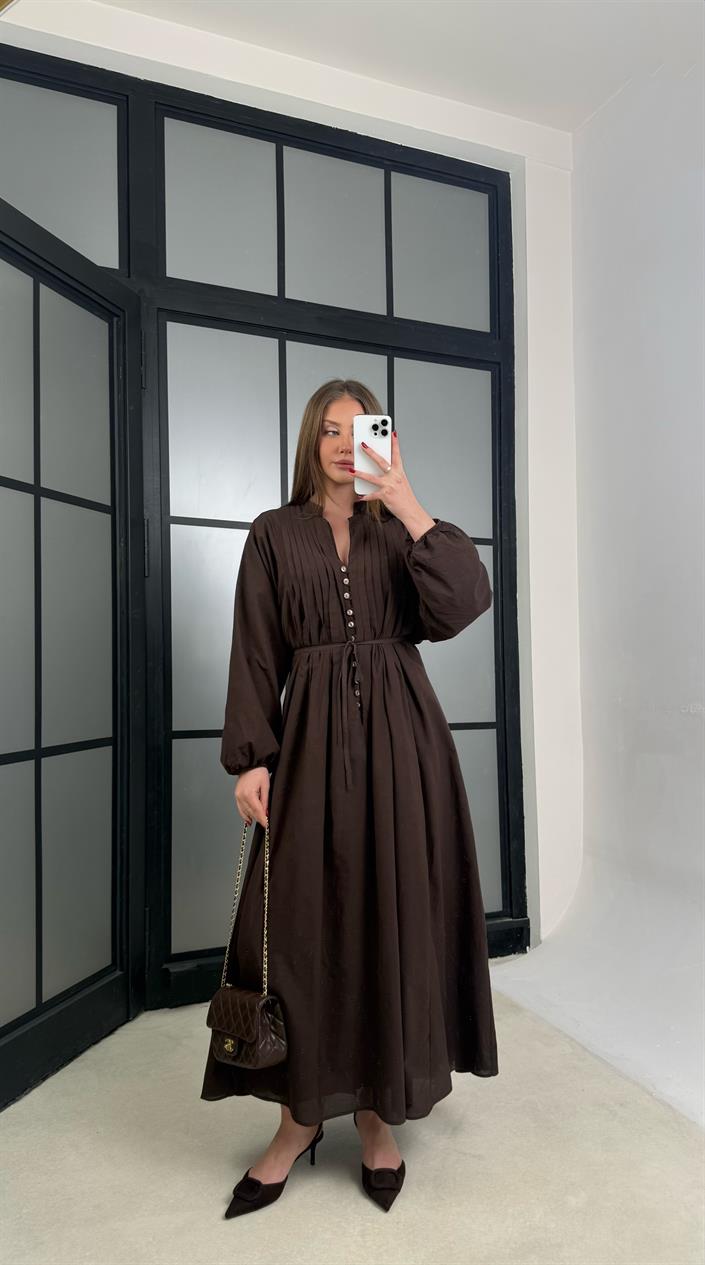Kahve Düğme Detaylı Kuşaklı Vual Kumaş Elbise GAUS-01263