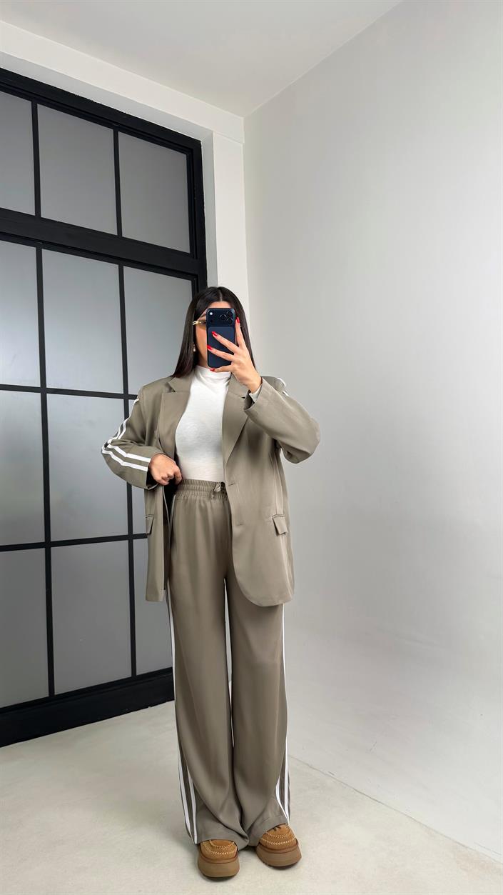 Açık Yeşil Astarlı Vatkalı Blazer Ceket Beli Lastikli Pantolon Şerit Detaylı Tencel Kumaş Takım GAUS-00934