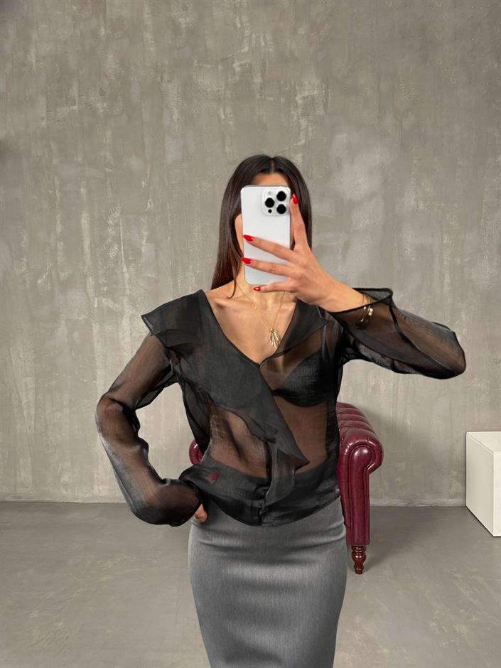 جافا بلوزة شفافة لون أسود مُعادل لإم دي