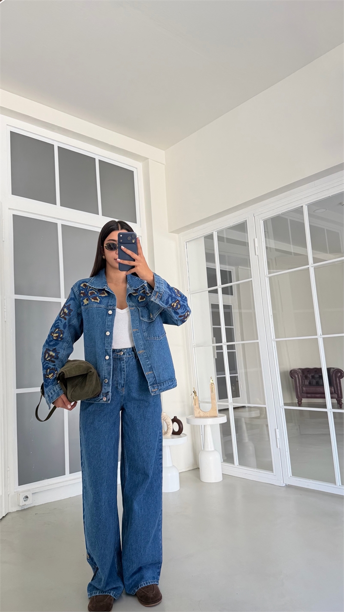 Mavi Nakışlı Cep Detaylı Tasarım Denim Takım GAUS-02117