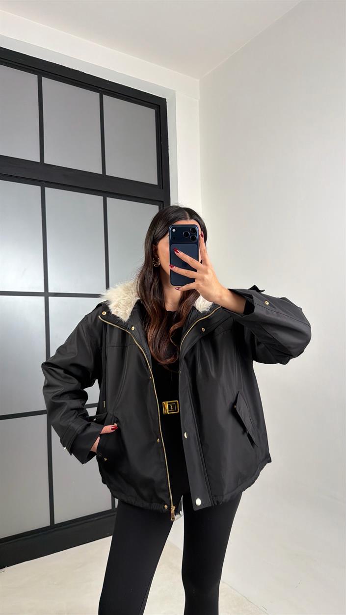 Siyah Kapüşon Kürk Detaylı Astarlı Premium Mont GAUS-00735