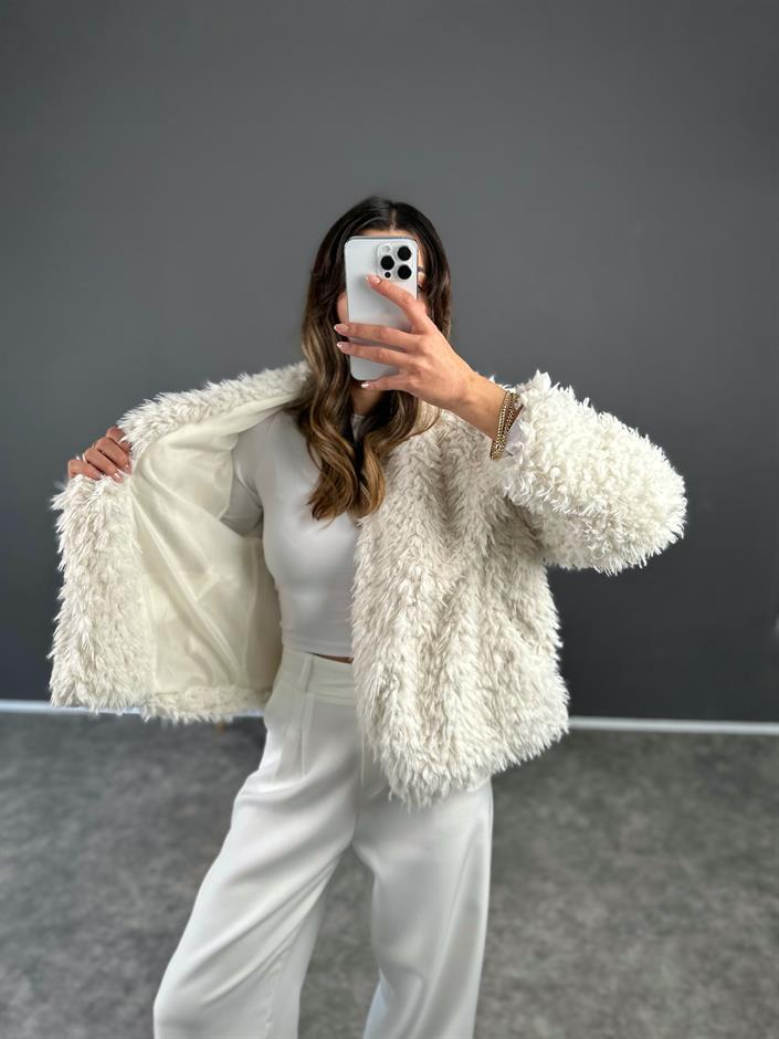 Otilia Ekru Kürk Peluş 