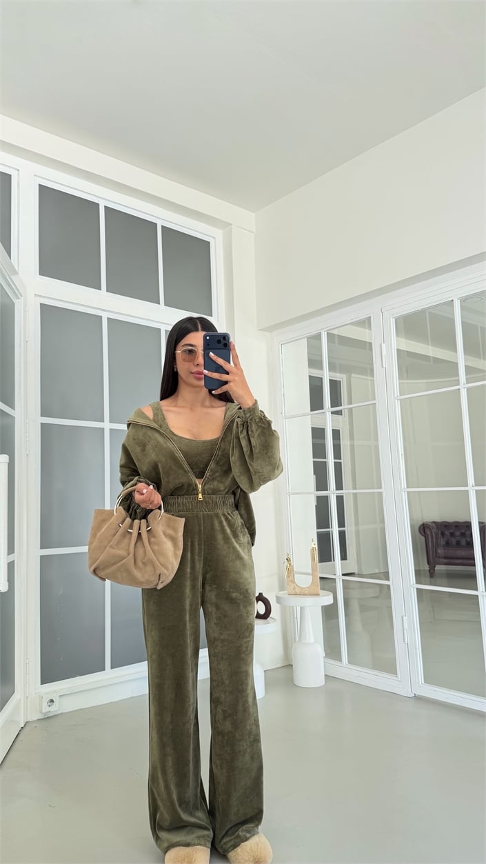 Yeşil Kapüşonlu Hırka Crop Beli Lastikli Pantolon 3lü Kadife Takım GAUS-02033