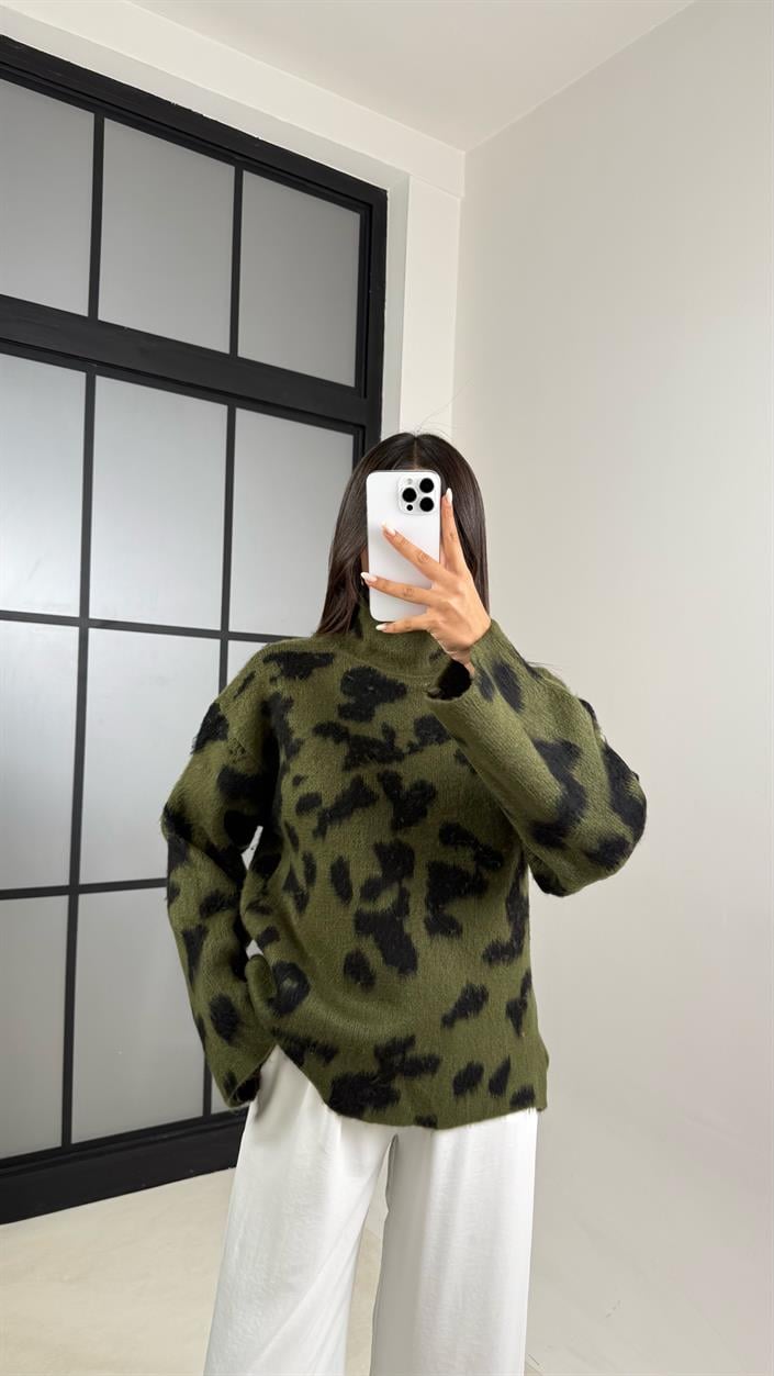 Yeşil Balıkçı Yaka Leopar Desenli Kazak GAUS-00532