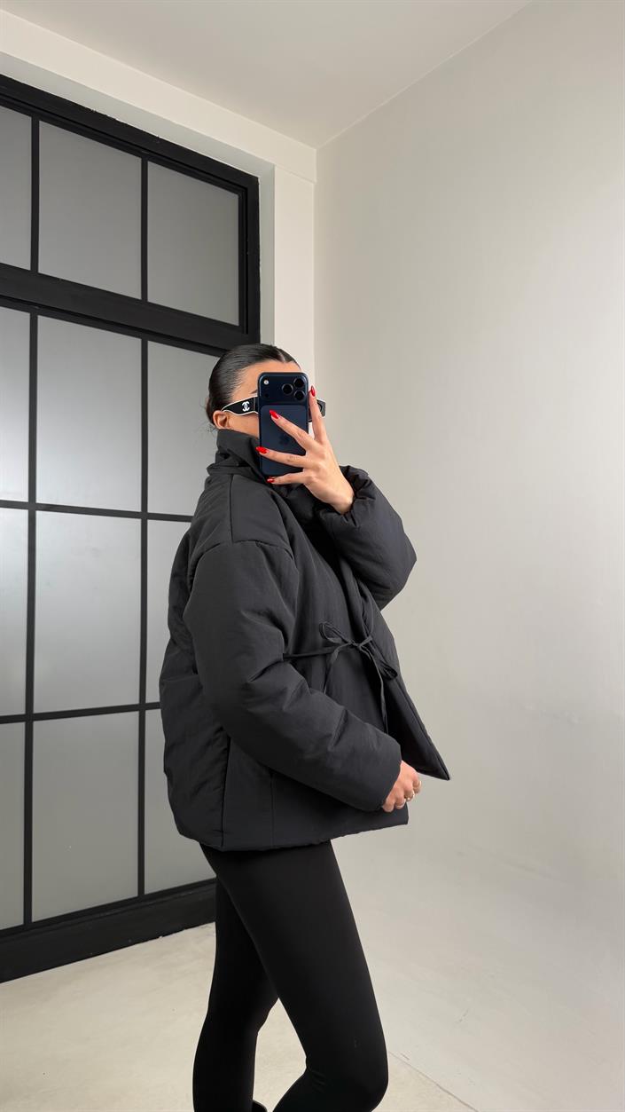 Siyah Astarlı Bağlama Detaylı Şişme Mont GAUS-01011