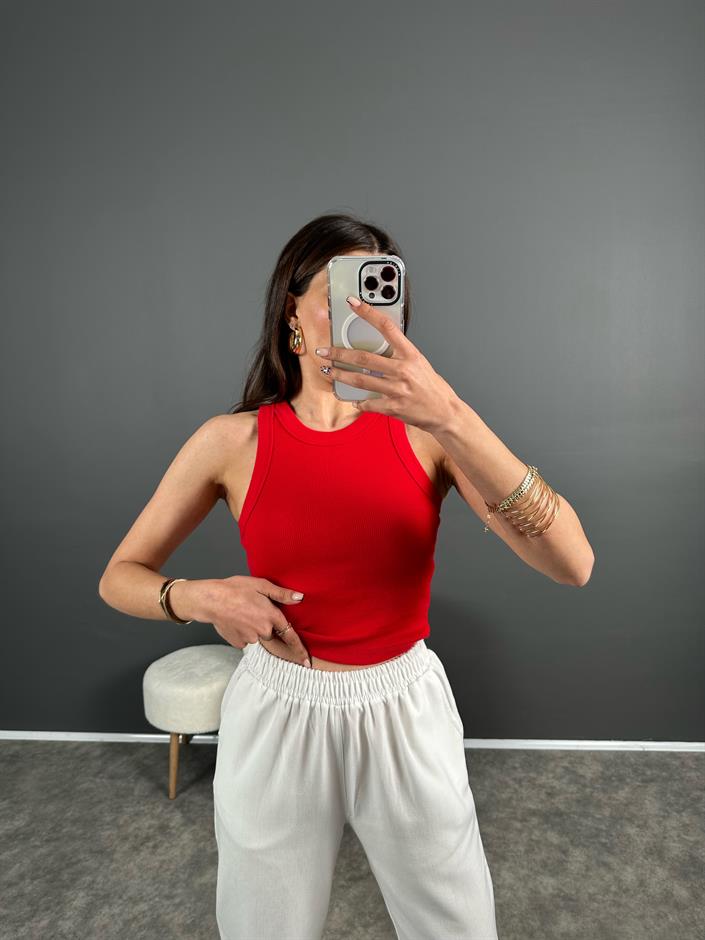 Kırmızı Halter Yaka Atlet 