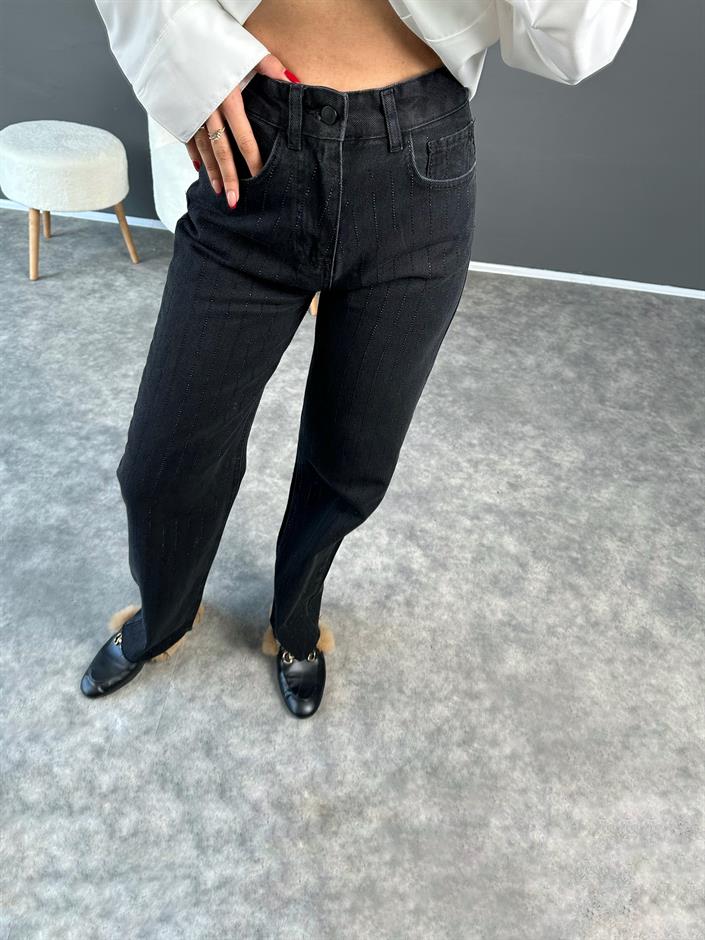 Siyah Muadil Taşlı Denim Pantolon 