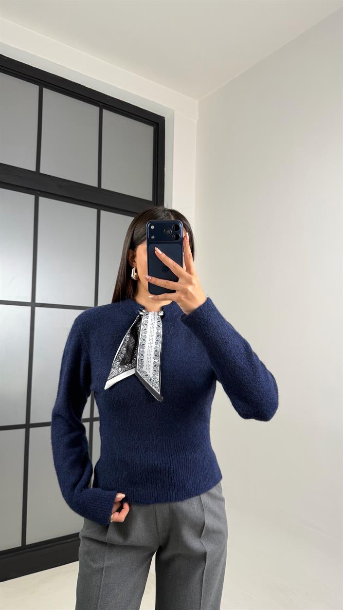 Lacivert Fular Detaylı Triko Kazak GAUS-00830