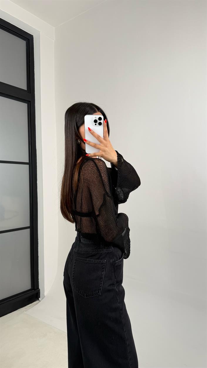 Siyah Kolu Volanlı Merserize Bluz GAUS-0061