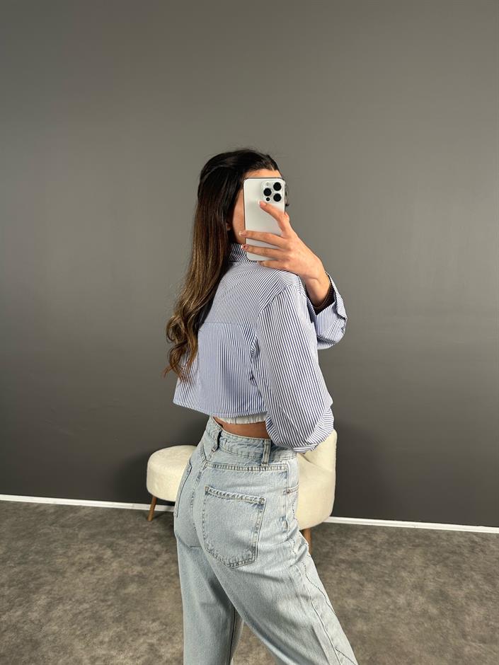 ZR Model Crop Boxer Detaylı Mavi Çizgili Gömlek 