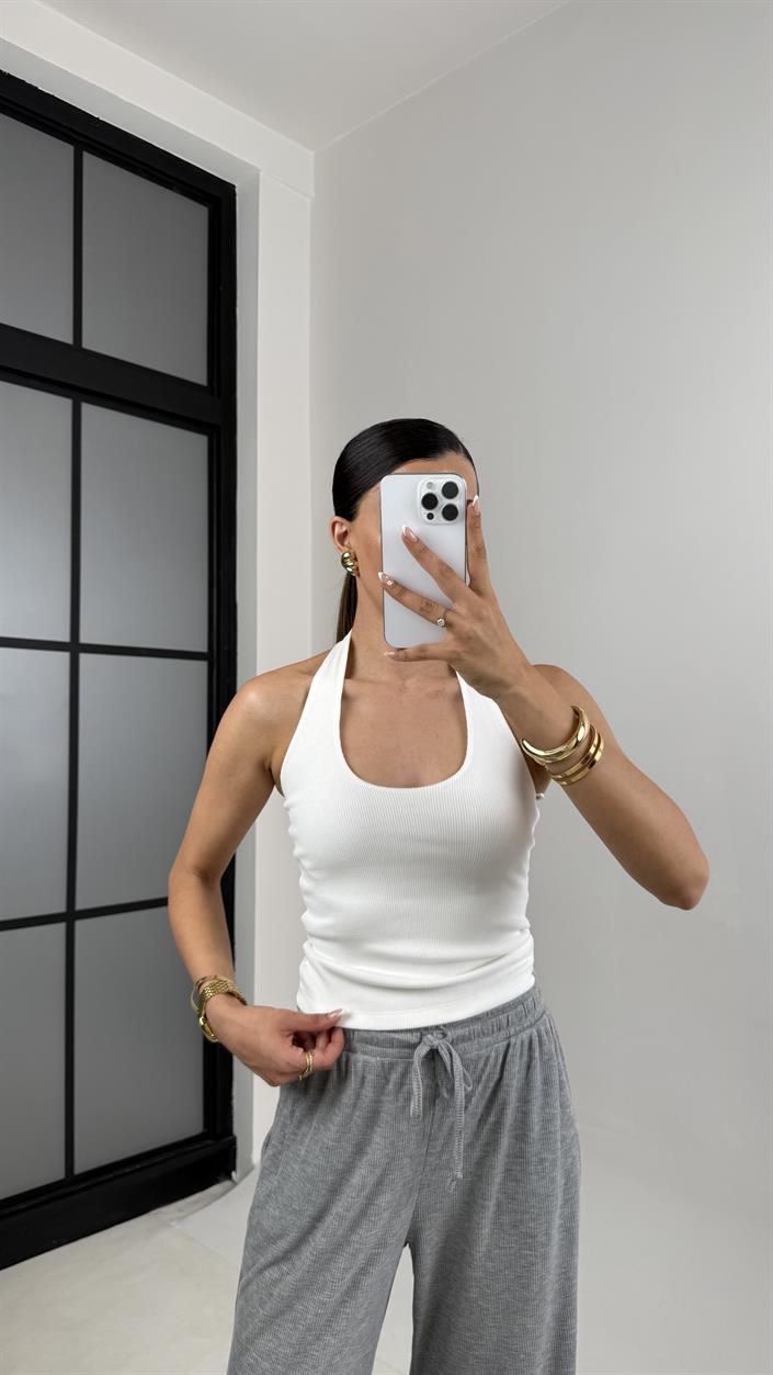 Beyaz Boyundan Askılı Triko Crop Gaus00592