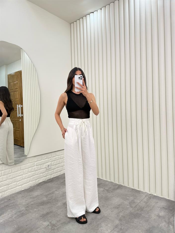 Beyaz Kuşaklı Tensel Kırışık Kumaş Palazzo Pantolon Gaus00302