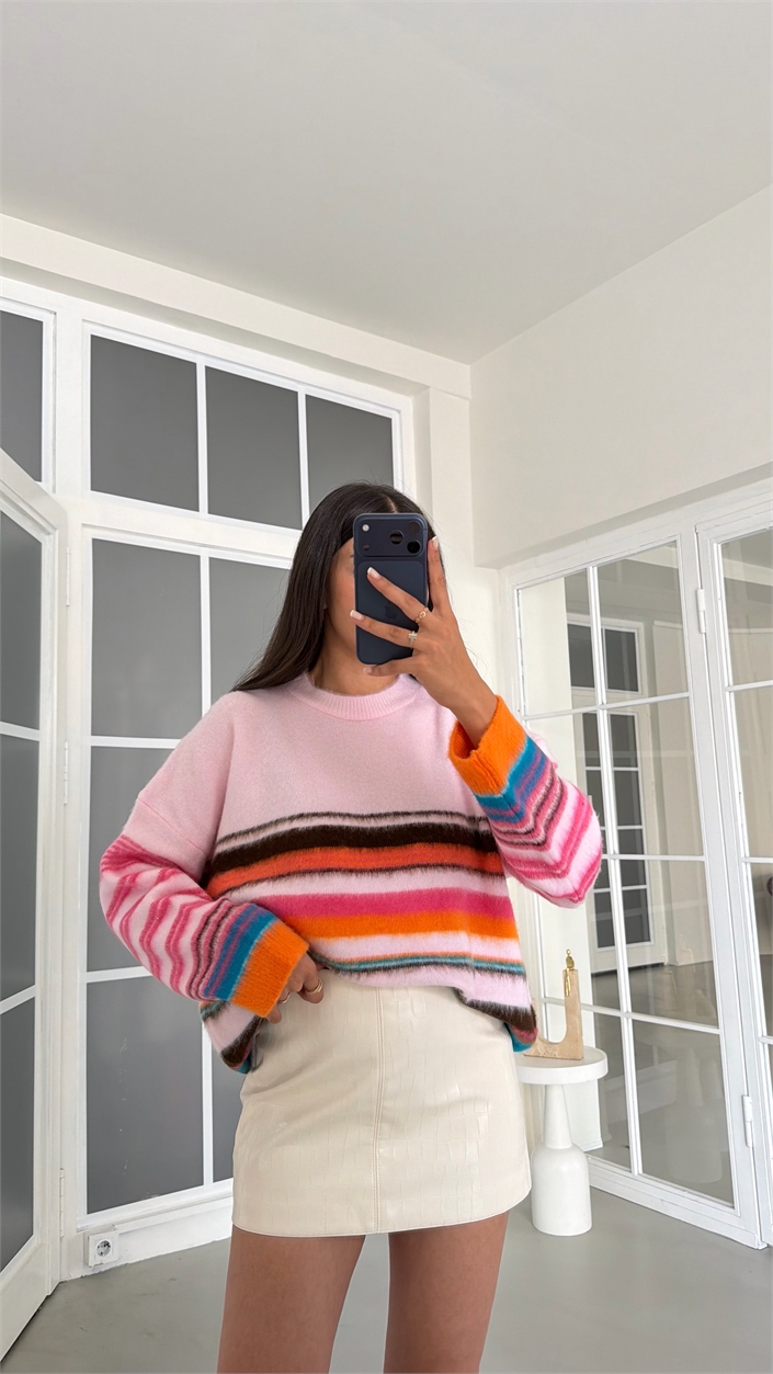Pembe Bisiklet Yaka Çizgili Kazak GAUS-02182