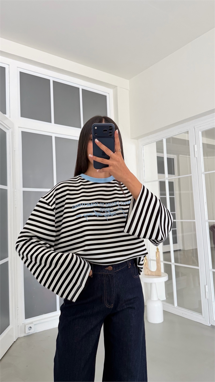 Mavi Şeritli Baskılı Sweatshirt GAUS-02121 GAUS-02196