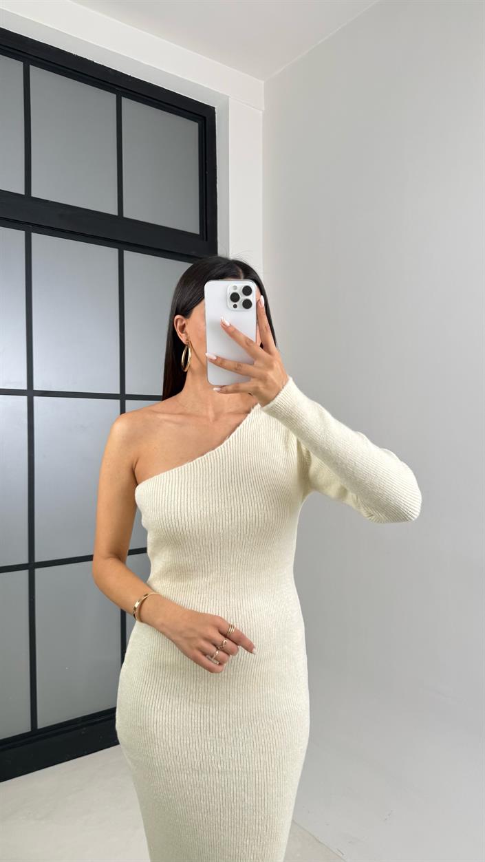 Ekru Tek Omuz Atkılı Triko Elbise GAUS-00223