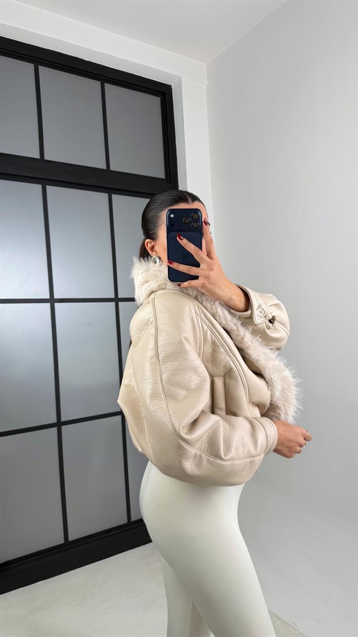 Bej Yaka Kürk Detaylı Astarlı Bomber Deri Ceket GAUS-00666