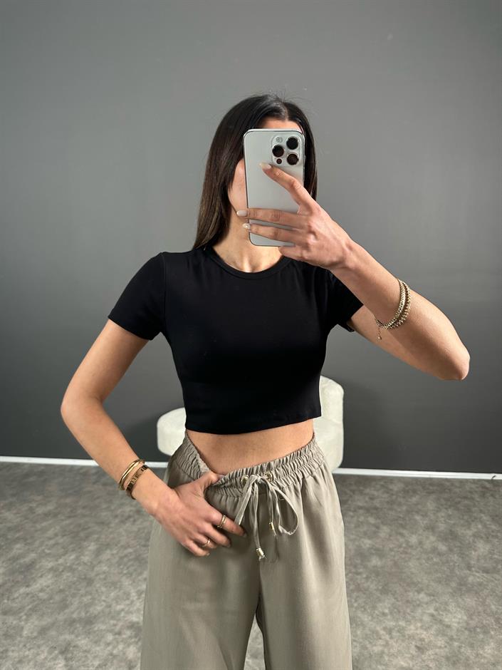 Ales Siyah Crop Basic Tshirt